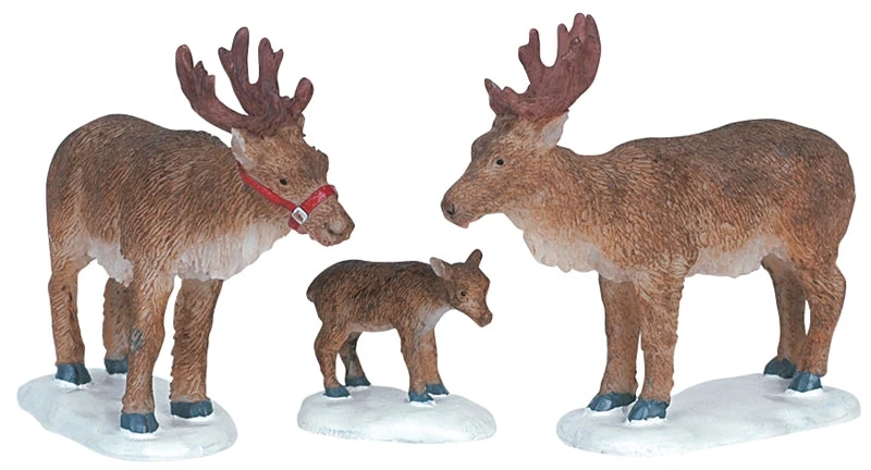 Lemax Reindeer Family - Set Of 3 1 Lemax Reindeer Family - Set Of 3